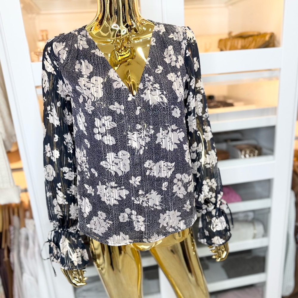Jessica Simpson Floral V-Neck Chiffon Blouse Top - Black and Cream Size S
